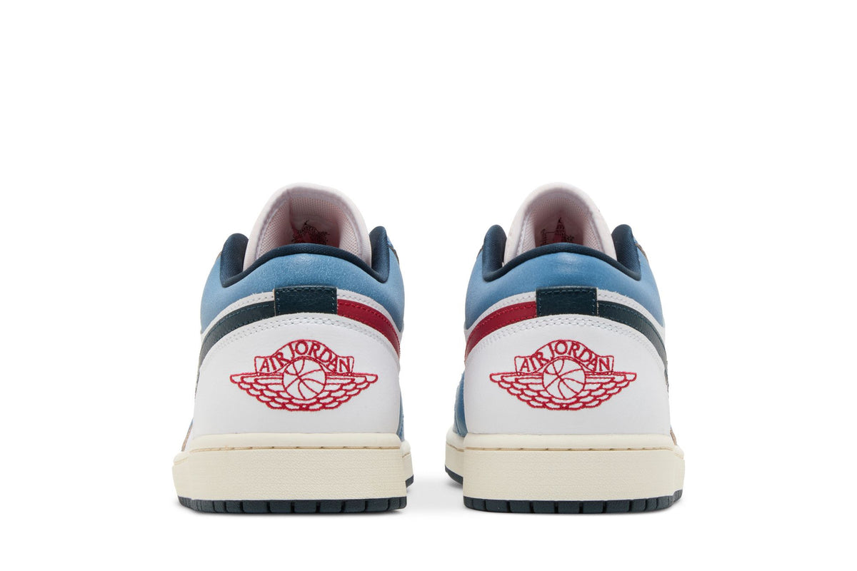 Jordan 1 Low SE Armory Navy HM3711-144 White/Navy Blue Sneakers