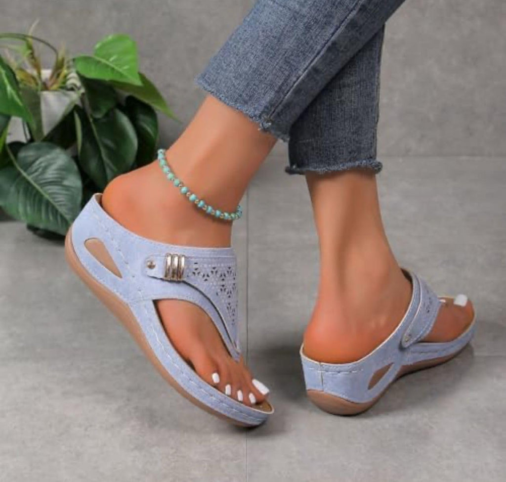 Women's Buckle Thong Wedge Sandals - view 47