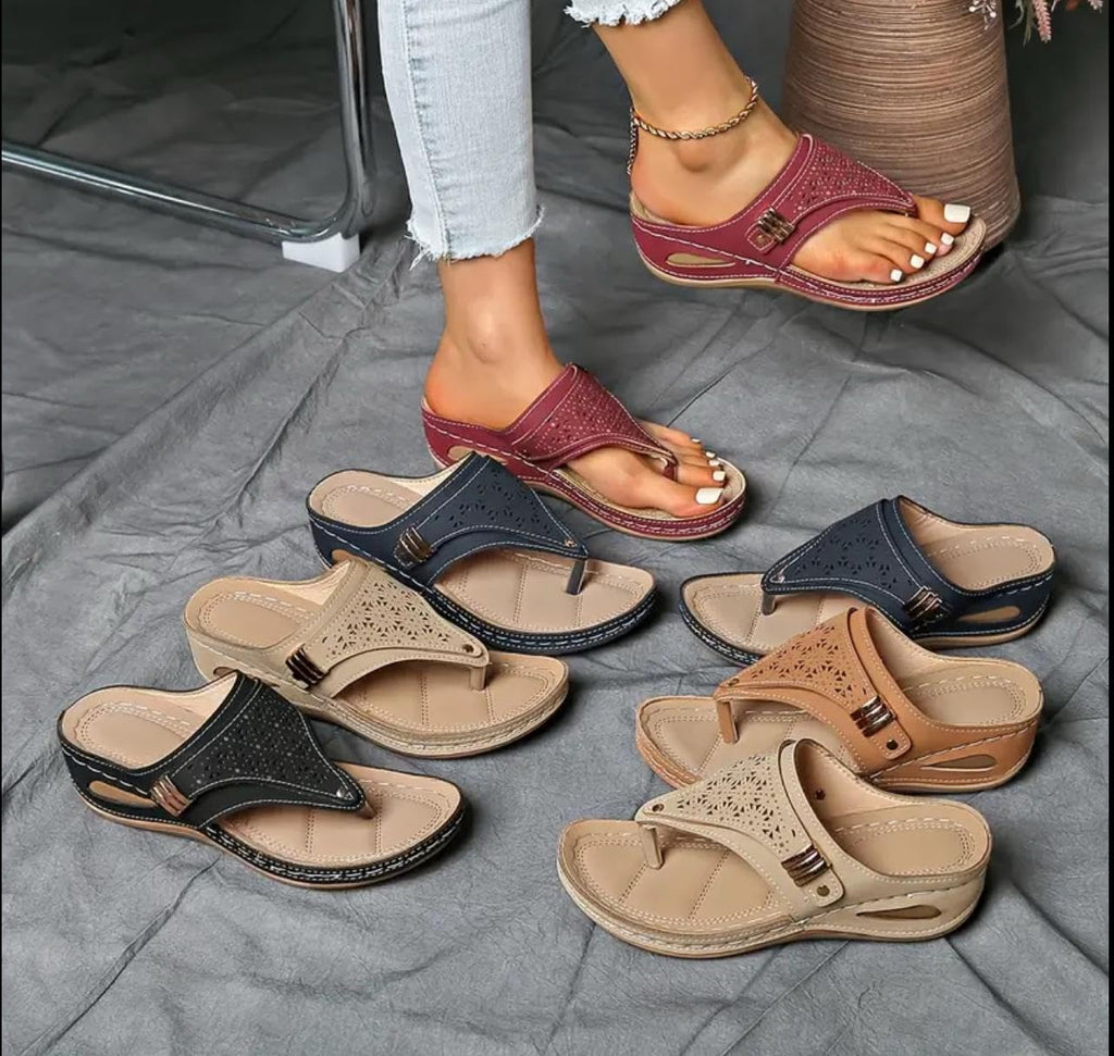 Women's Buckle Thong Wedge Sandals - view 17