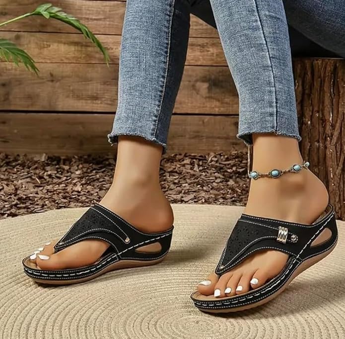 Women's Buckle Thong Wedge Sandals - view 32