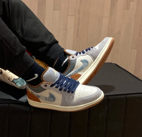 Air Jordan 1 Low SE 'Repaired Denim Swoosh' FZ5042-041
