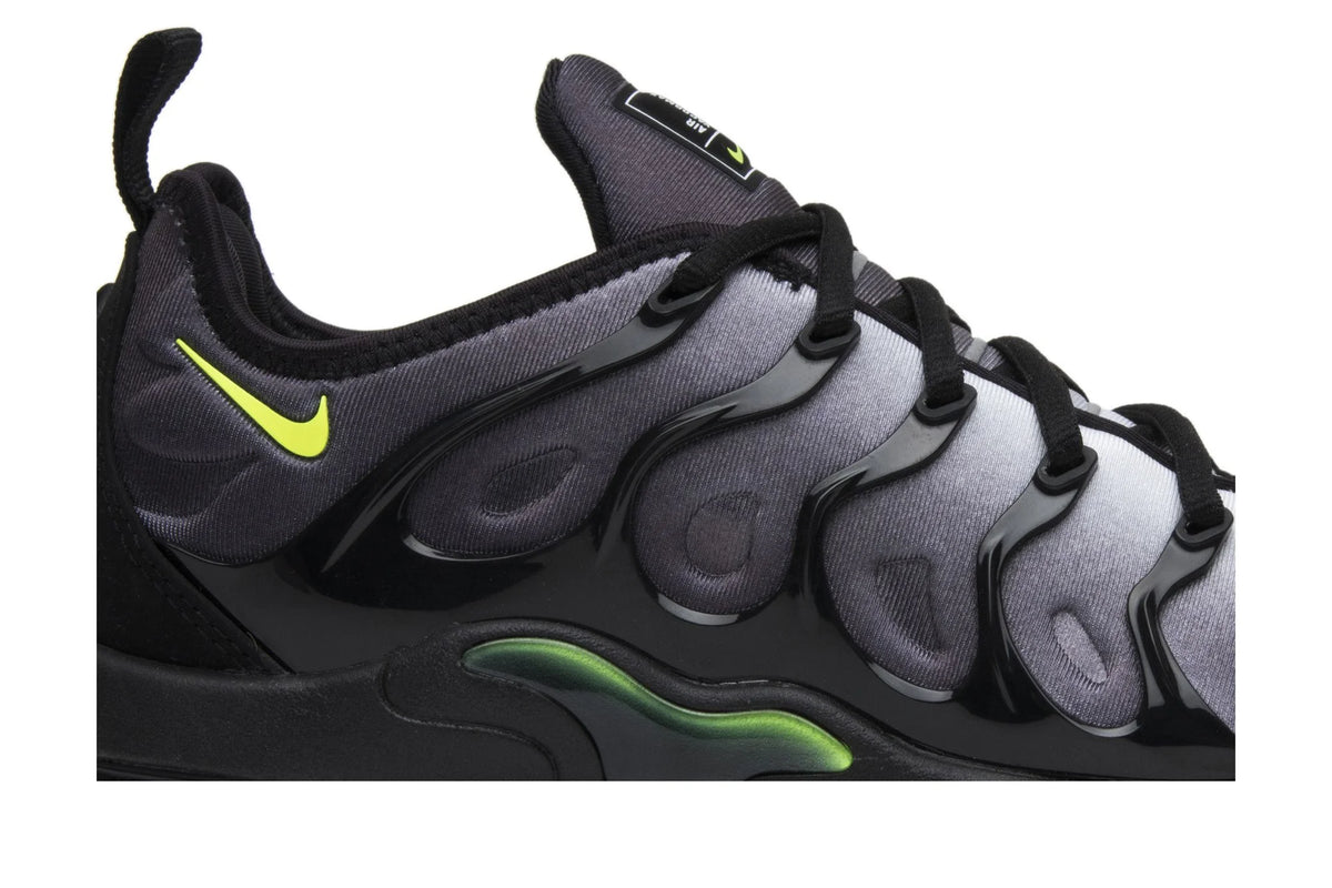 Nike Air VaporMax Plus 'Neon 95' 924453-009